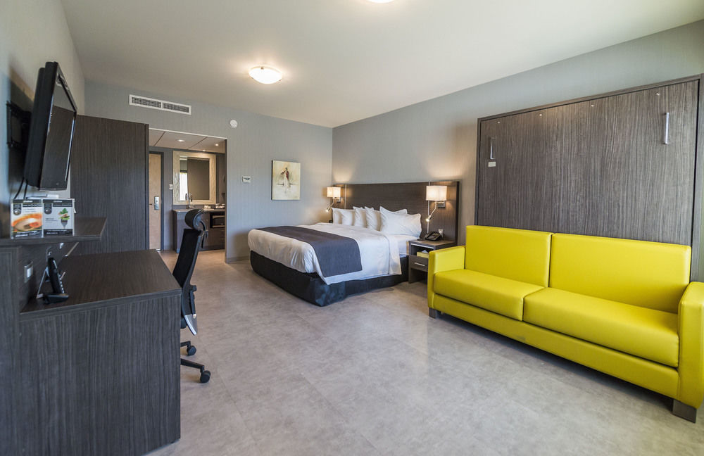 Hotel & Suites Le Dauphin Дрюммондвилл Экстерьер фото